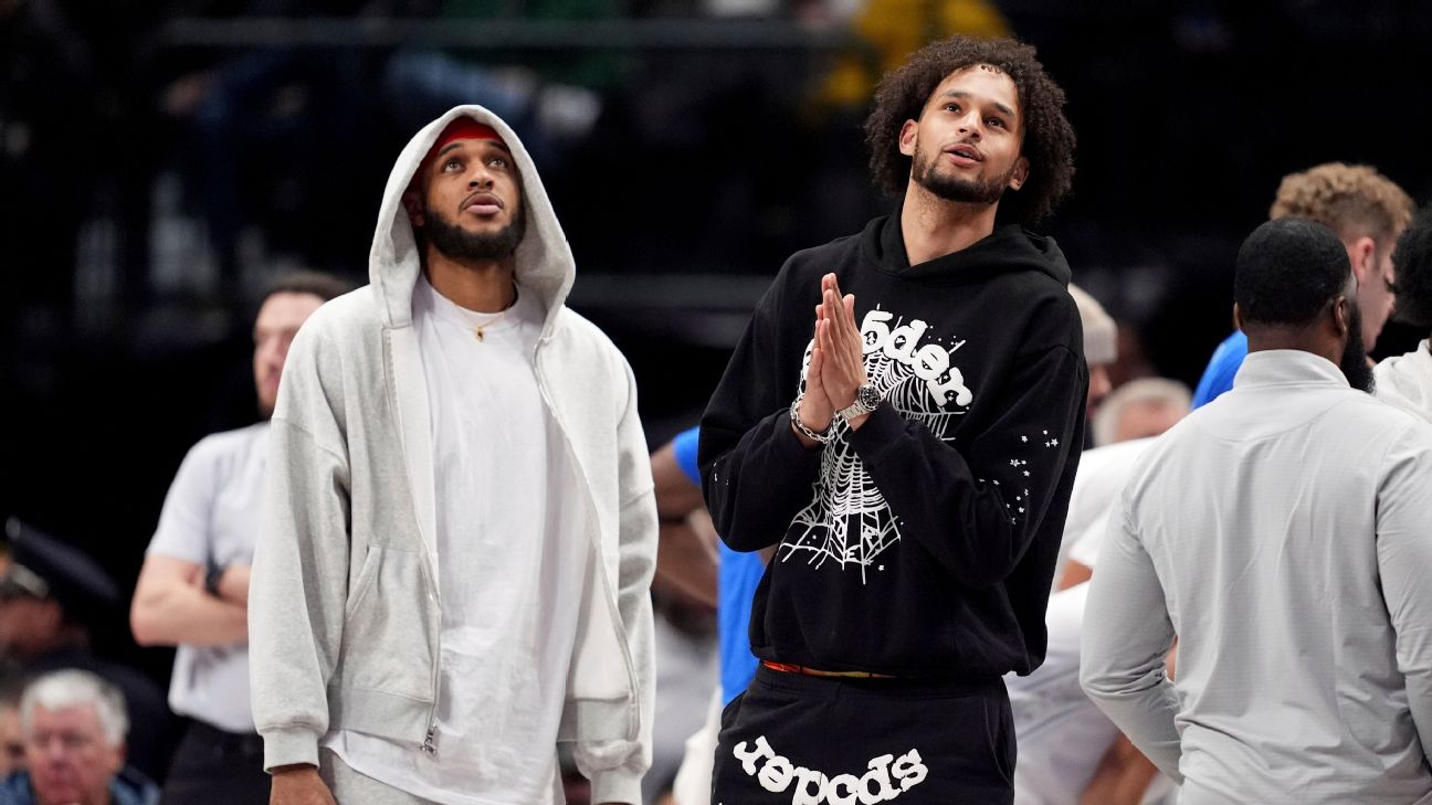 Mavs' Dereck Lively II, Daniel Gafford at G League practice