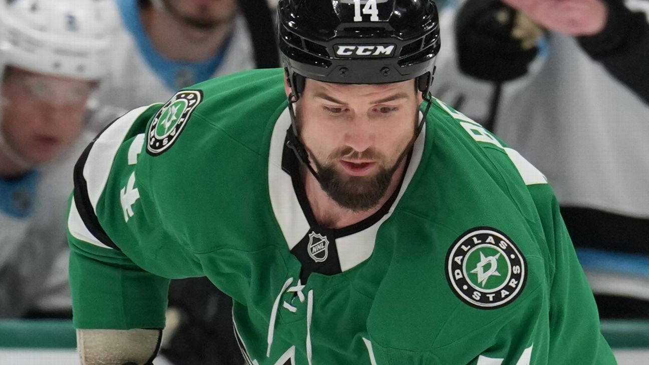 Jamie Benn Returns to Stars on One-Year Deal Eyes Another Run