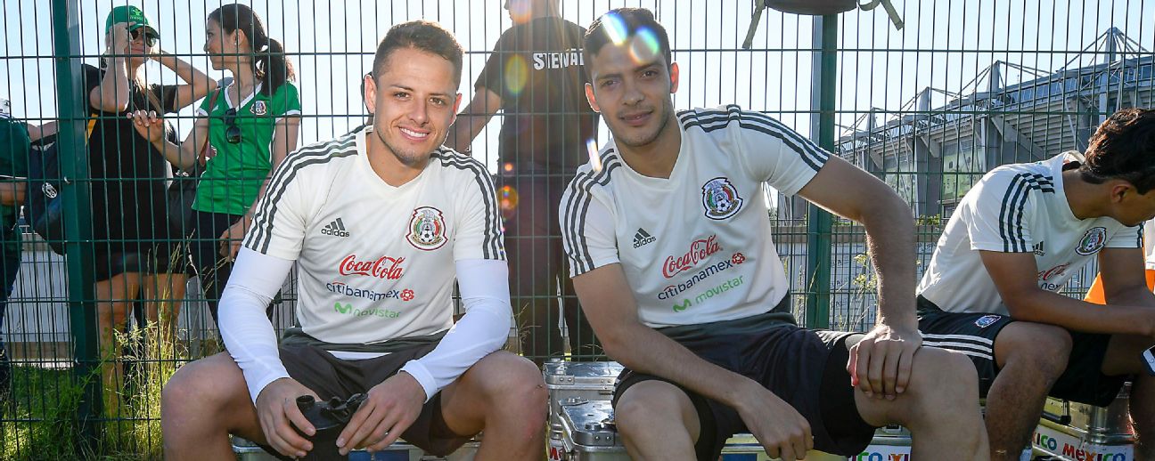 Chicharito: “Me encantaría que Raúl rompa mi récord lo más rápido posible”
