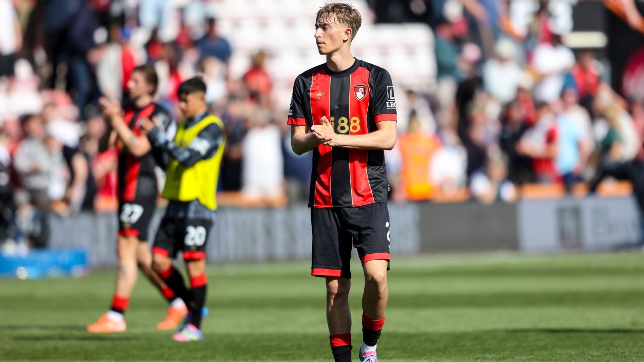 Arsenal's Pursuit of Bournemouth's Huijsen and Premier League Transfer Buzz