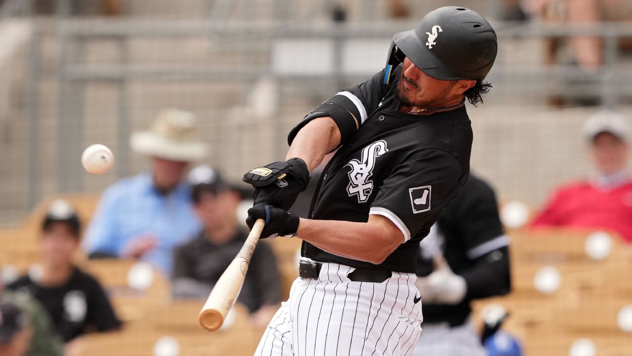 White Sox reinstate Josh Rojas from IL, DFA Bobby Dalbec