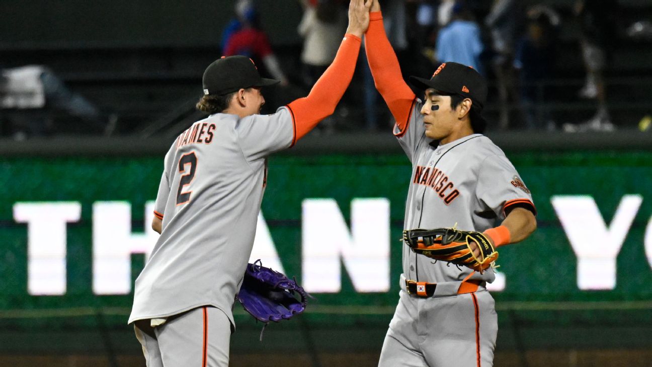 Giants' Nine-Run 11th Inning Defeats Cubs 14-5