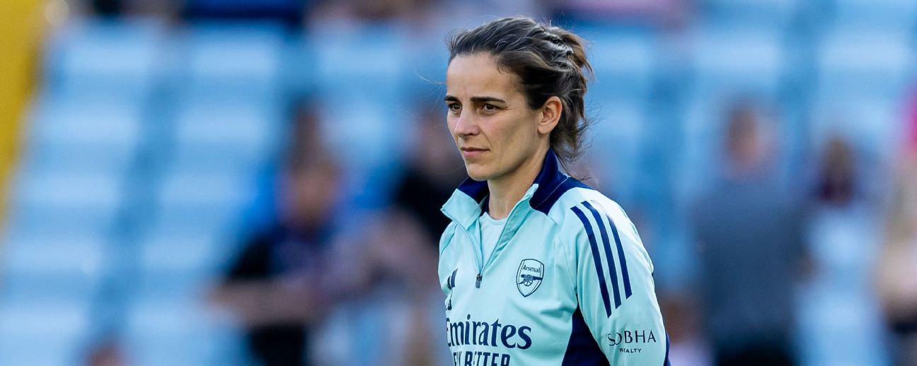 Slegers maakt kans op titel 'Beste coach van het seizoen', ook Miedema kan in de prijzen vallen