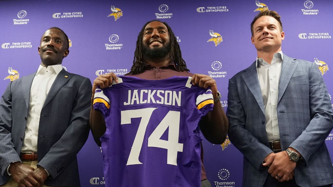 Donovan Jackson's Selfless Move: How His Position Switch Elevated His NFL Draft Stock