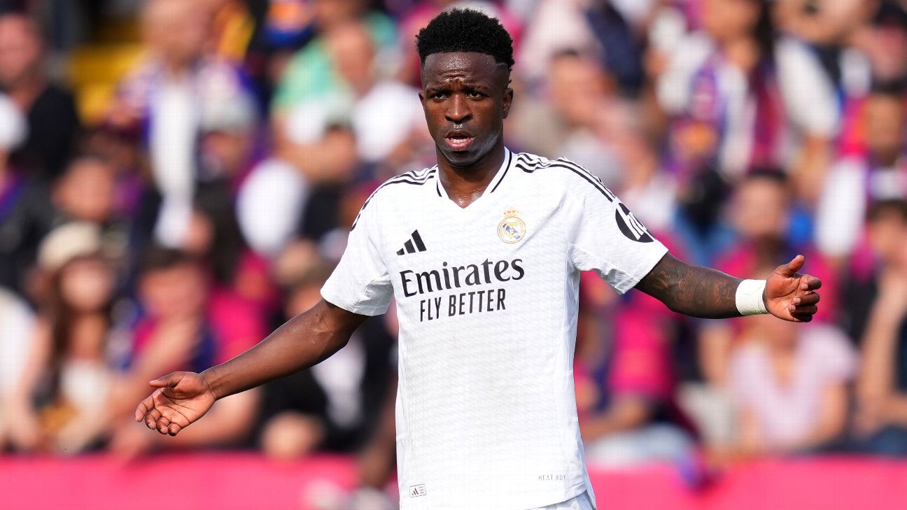 Breaking Transfer News: Al Ahli Targets Vinícius Júnior, AC Milan Eyes Højlund