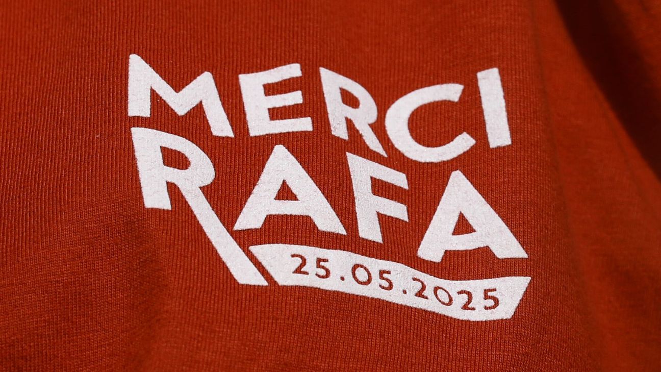 【貴重】 Rafa T-shirt US：M Nike Men's Rafa Dri-FIT T-Shirt - 010 – All About Tennis