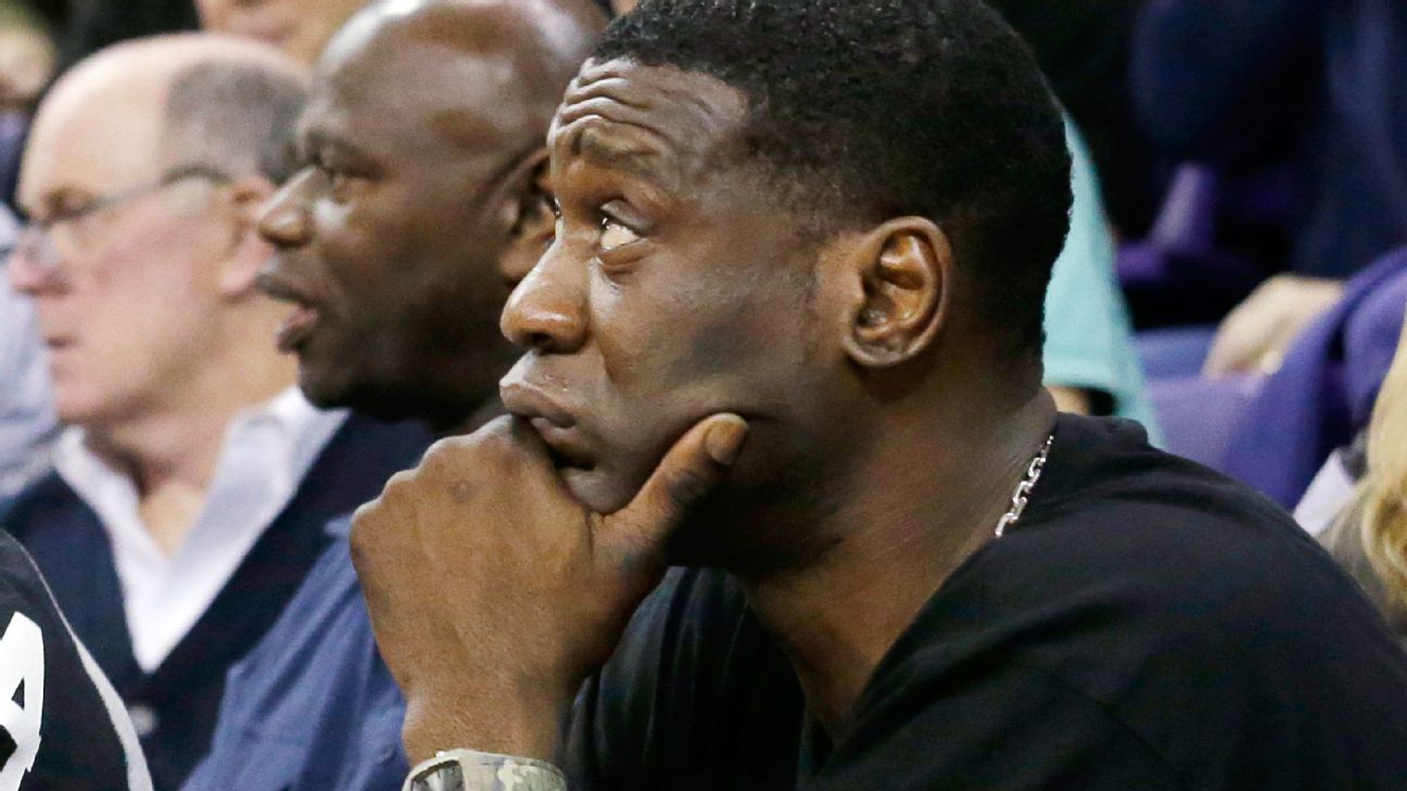 <a href="https://www.espn.com/nba/story/_/id/46053131/ex-nbaer-shawn-kemp-gets-30-days-home-monitoring-23-shooting" target="_blank">Kemp sentenced to home monitoring for shooting</a>
