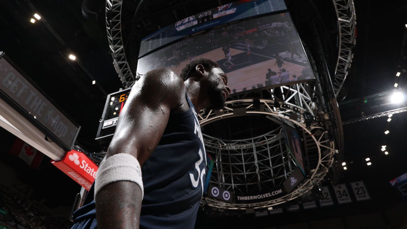Julius Randle's Rollercoaster Playoff Journey: A Reflection of the Timberwolves' Season