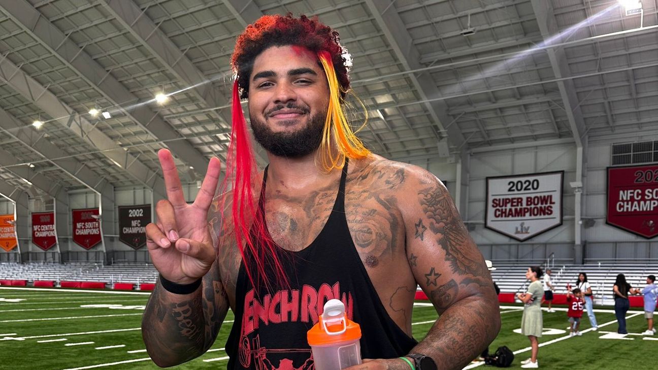 Buccaneers' Annual 'Cut and Color Funds the Cure' Event Raises Over $760,000 for Pediatric Cancer Research