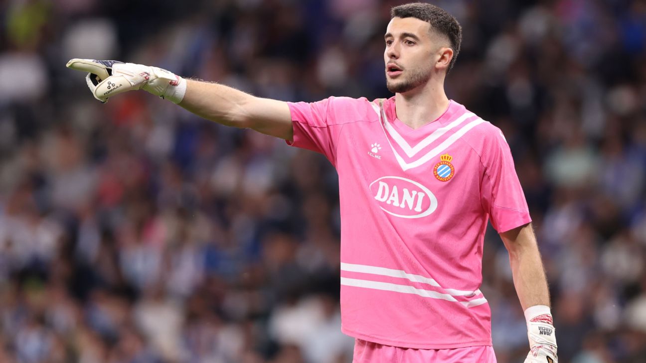 Joan García's Impact on Barcelona: A New Era in Goalkeeping