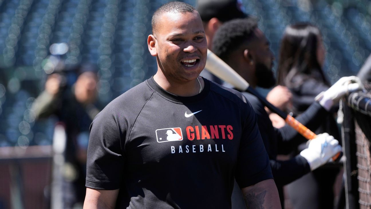 Rafael Devers explains willingness to play 1B for Giants but not Red Sox -  ESPN