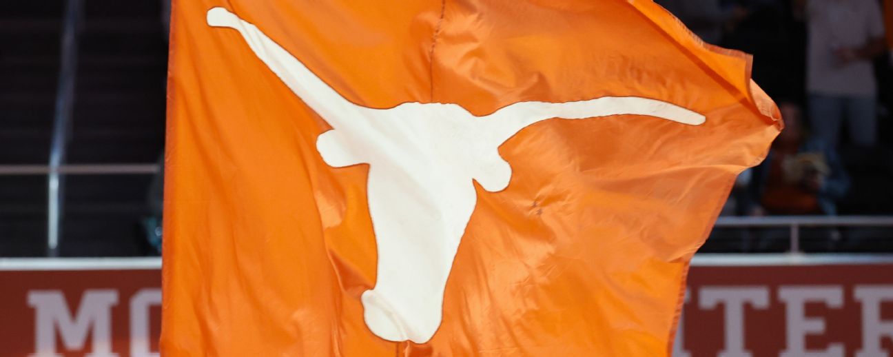 Betting stampede on Longhorns shrinks OSU line