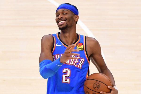 Shai Gilgeous-Alexander receives key to hometown in Ontario
