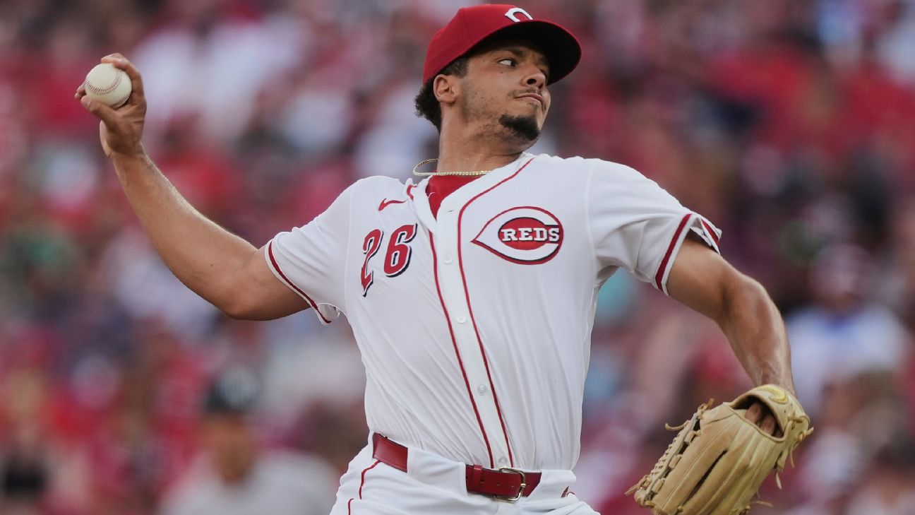 Reds' Chase Burns strikes out 1st 5 batters in MLB debut - ESPN