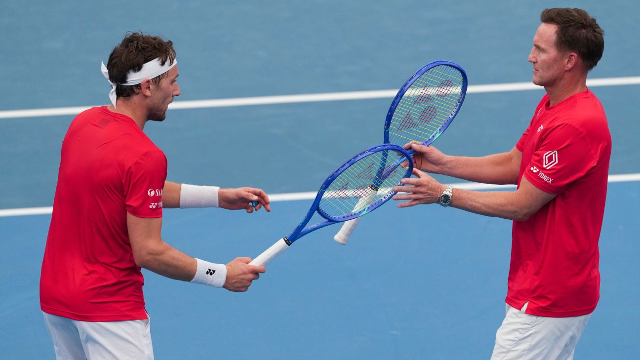 The Ultimate Tennis Showdown: When Prodigies Outplay Their Pro Parents