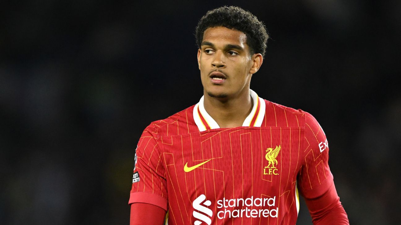 Tiago f farias sousa desnudo richie is prompt to respond,