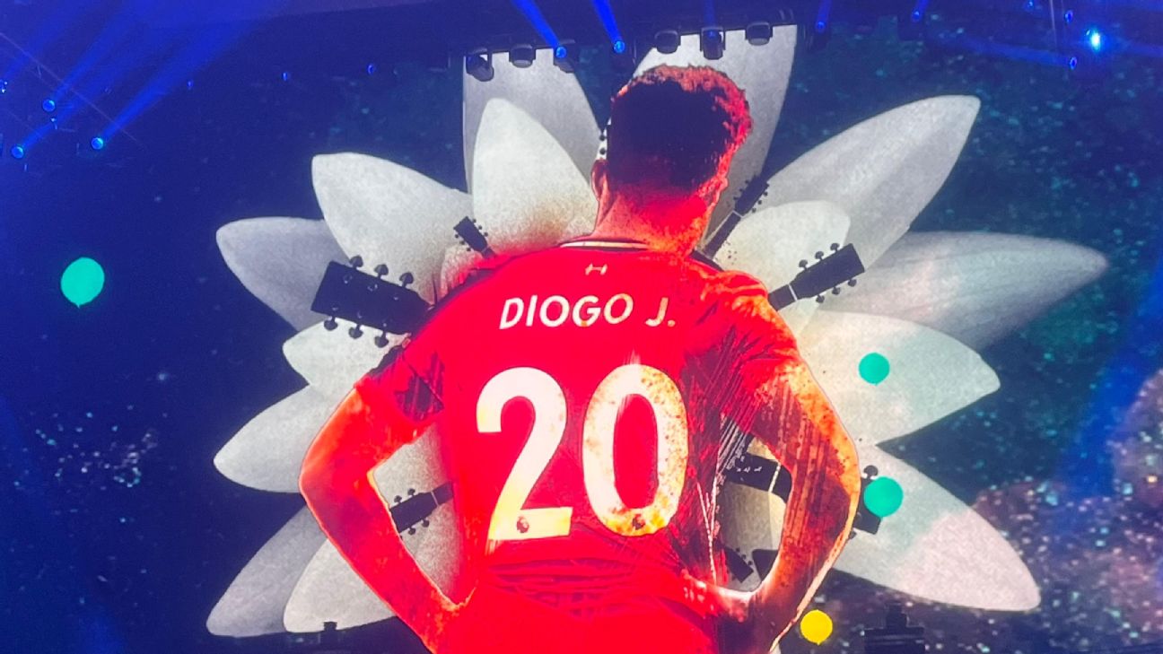 <a href="https://www.espn.com/soccer/story/_/id/45672732/oasis-pays-tribute-diogo-jota-first-gig-reunion-tour" target="_blank">❤️ Oasis pays tribute to Diogo Jota on tour</a>