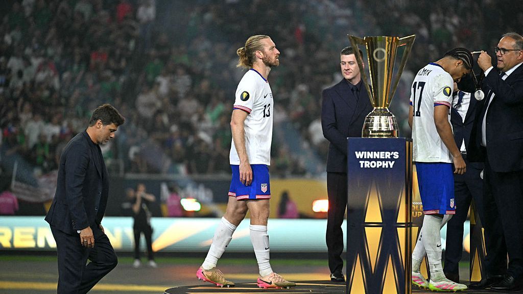 <a href="https://www.espn.com/soccer/story/_/id/45686367/usa-gold-cup-lessons-priceless-painful-pochettino" target="_blank">Poch: USMNT Gold Cup lessons ‘priceless, painful’</a>