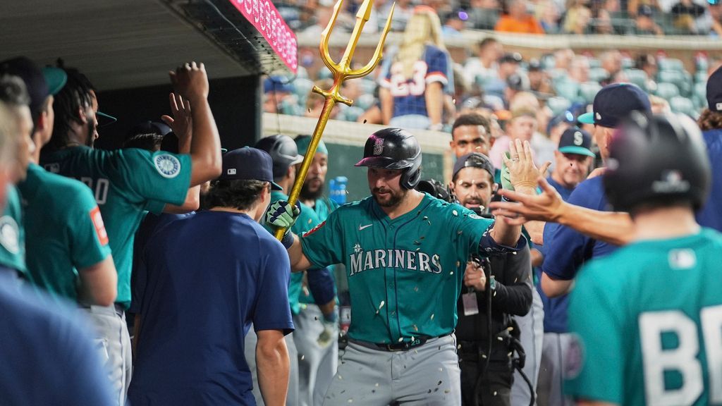 Cal Raleigh Makes AL History with 38th Home Run Before All-Star Break