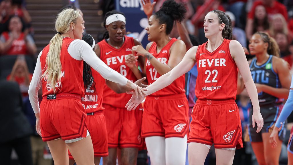 <a href="https://www.espn.com/wnba/story/_/id/45721597/fever-bounce-back-vs-dream-floor-general-clark" target="_blank">Fever bounce back behind ‘floor general’ Clark</a>