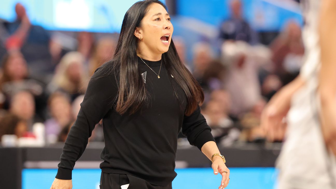 <a href="https://www.espn.com/wnba/story/_/id/45744062/natalie-nakase-begging-consistency-officials-valkyries-lose-mercury-last-second-free-throw" target="_blank">Nakase joins in ref criticism as Valkyries lose on FT</a>