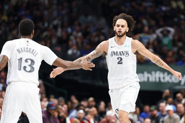 Sources: Mavericks center Dereck Lively II has foot surgery