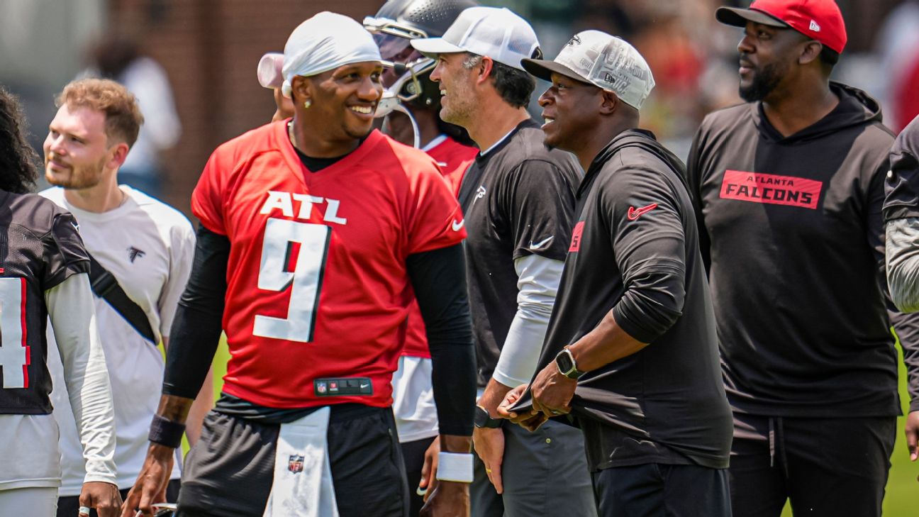 Atlanta Falcons Rookie Pass Rushers Shine in 2025 Training Camp