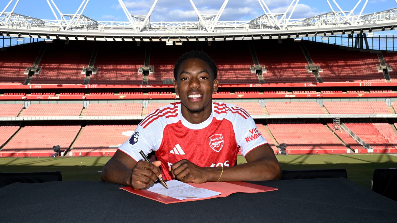 Leveraging Data Analytics in Football: How Players Are Redefining Contract Negotiations