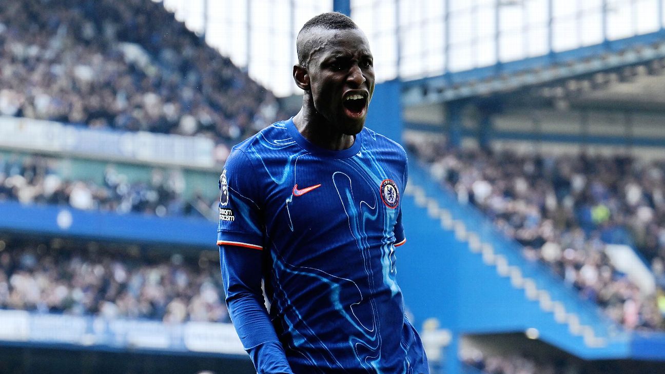 Manchester United's Striker Hunt: Sesko and Jackson Top Targets as Transfer Window Heats Up