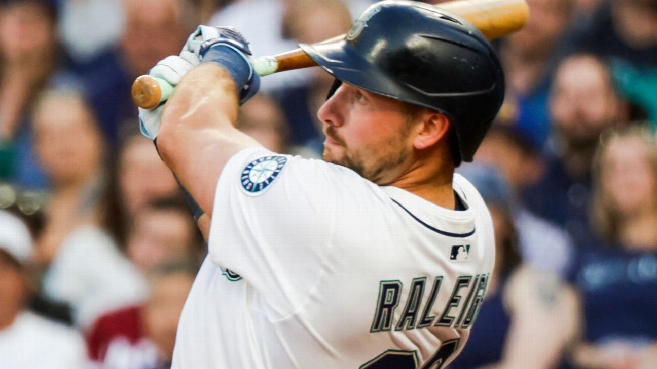 <a href="https://www.espn.com/mlb/story/_/id/45801208/raleigh-hits-39th-hr-mariners-end-brewers-11-game-streak" target="_blank">Raleigh’s 39th HR helps halt Brewers’ 11-game run</a>