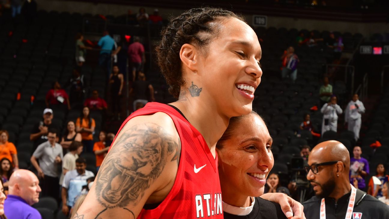 <a href="https://www.espn.com/wnba/story/_/id/45809925/brittney-griner-honored-phoenix-return-leads-dream-win" target="_blank">Griner honored in Phoenix return as Dream win</a>