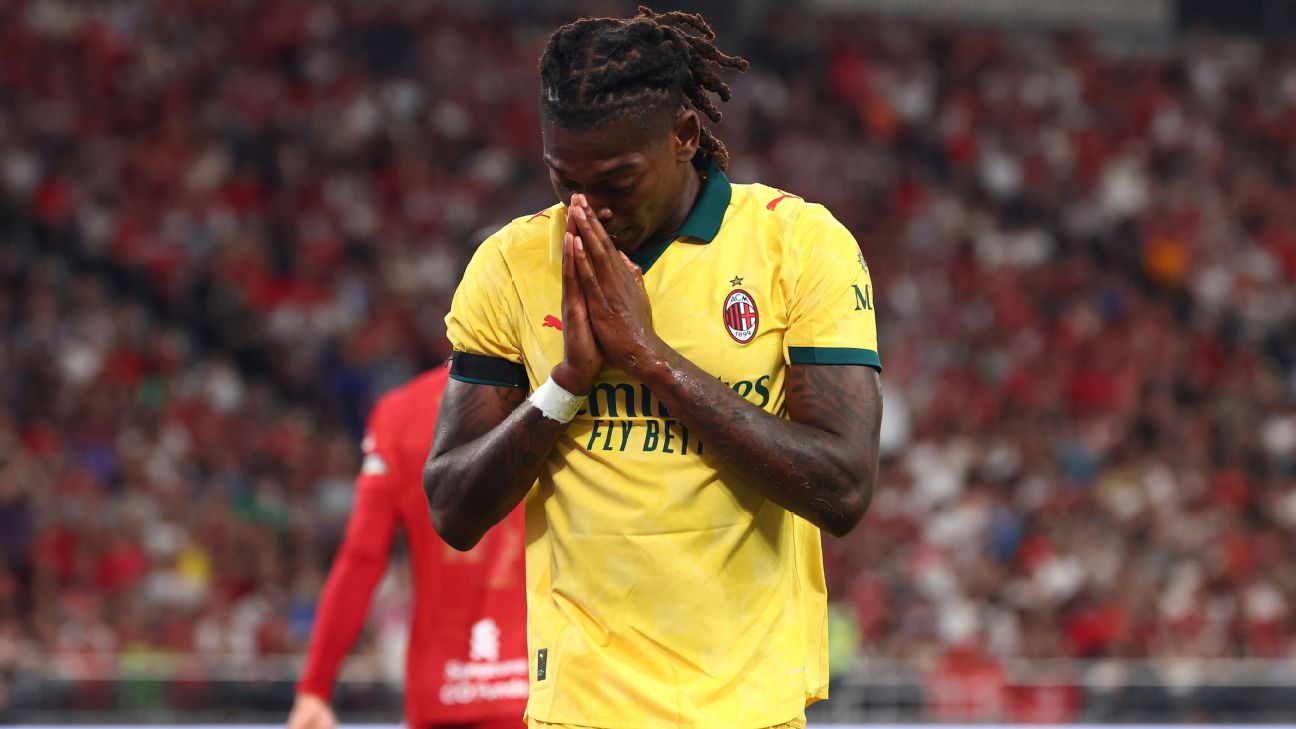 Corinthians? Flamengo? Rafael Leão diz que jogaria no Brasil e revela local preferido: 'Me identifico'