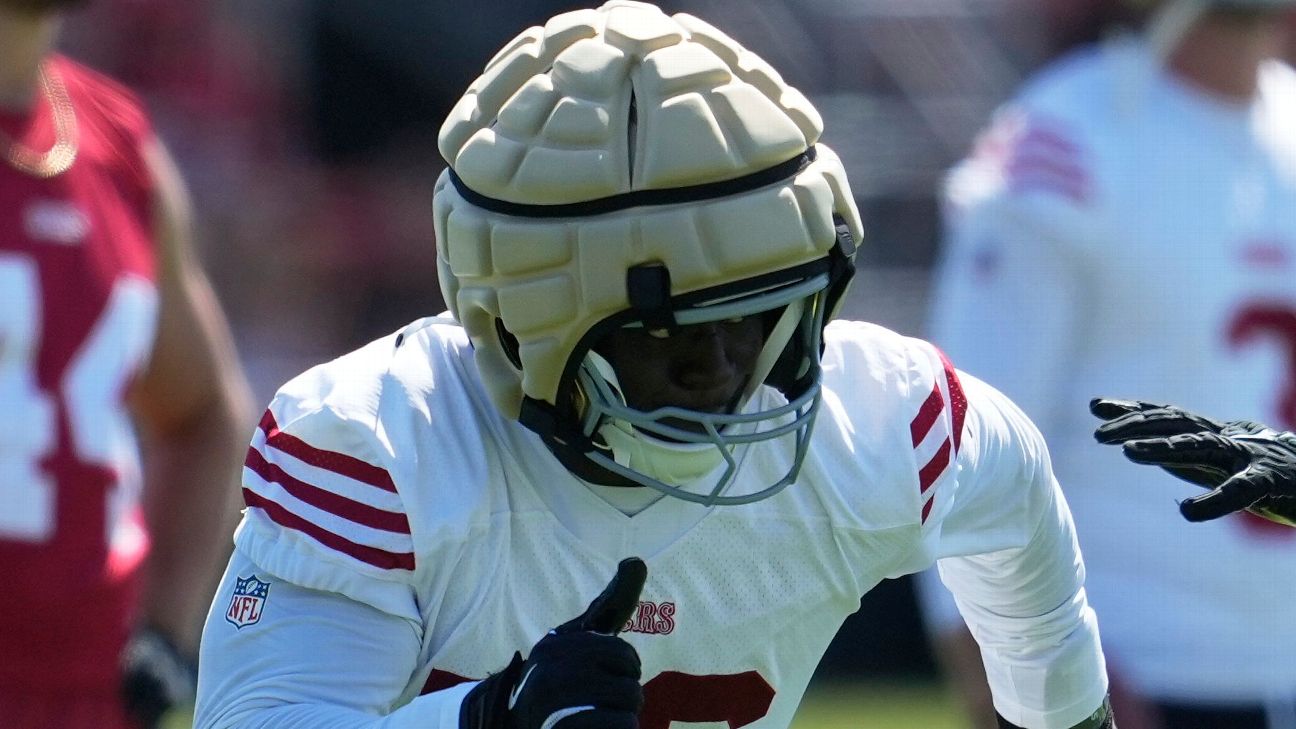 <a href="https://www.espn.com/nfl/story/_/id/45837871/49ers-tarron-jackson-conscious-sustaining-injury" target="_blank">49ers DE Jackson taken off field via ambulance</a>