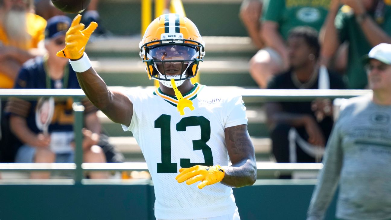 Sources: Eagles land WR Wicks from GB for picks