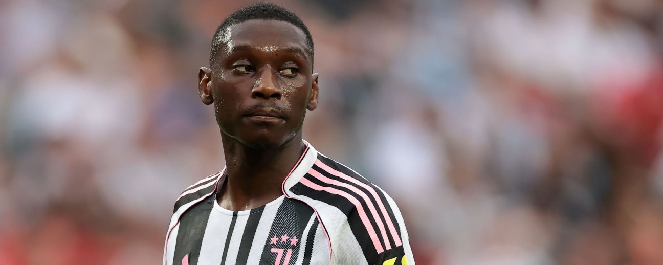 Transfer rumors, news: Juve eye permanent Kolo Muani move