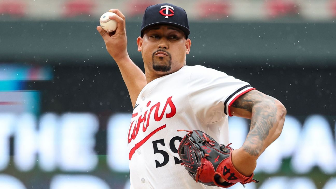 <a href="https://www.espn.com/mlb/story/_/id/45863304/sources-phillies-twins-agree-trade-jhoan-duran" target="_blank">Phillies get their closer by landing Twins’ Duran</a>