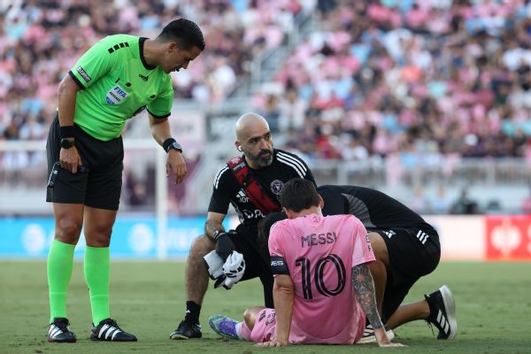 Lionel Messi exits Inter Miami's Leagues Cup win with hamstring injury