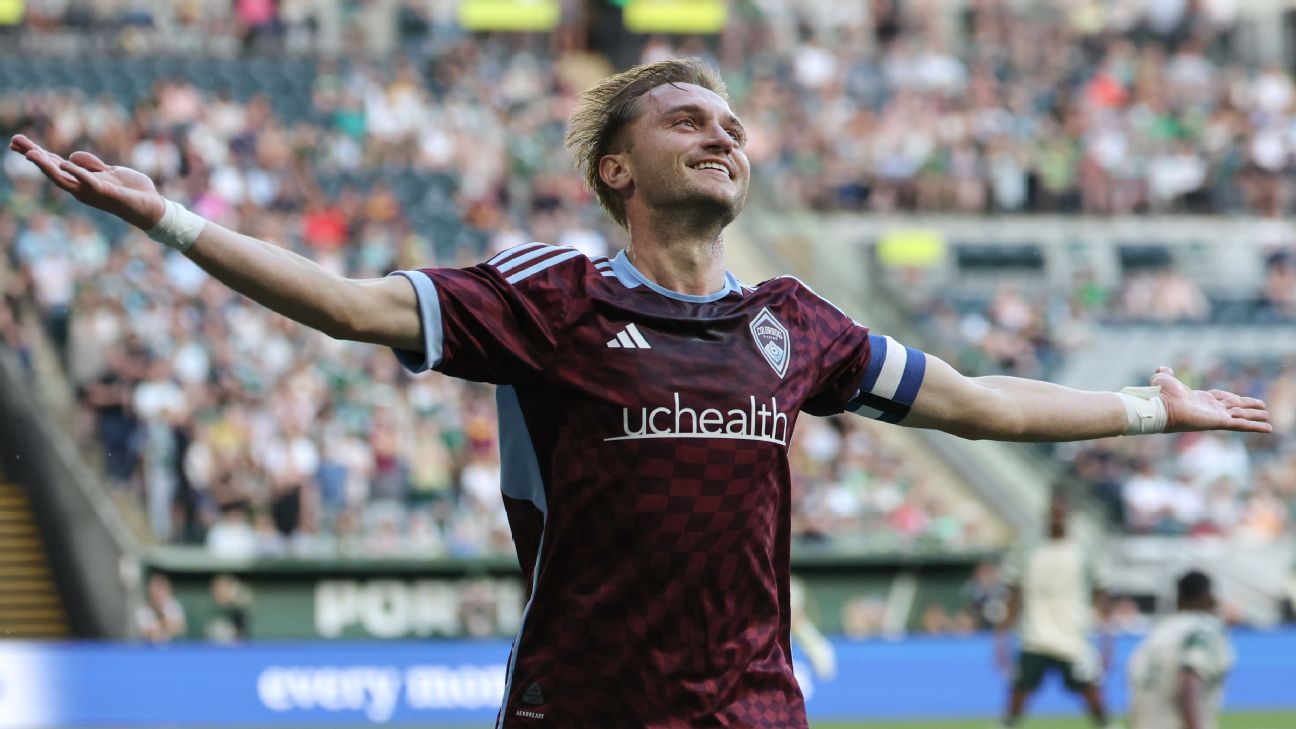 USMNT's Mihailovic joins Toronto in major trade from Colorado