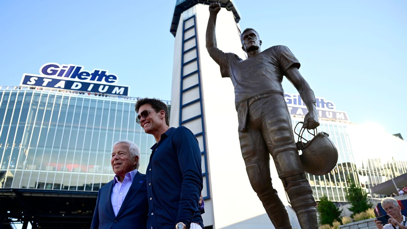 Pats unveil Tom Brady statue in ceremony outside Gillette Stadium - ESPN