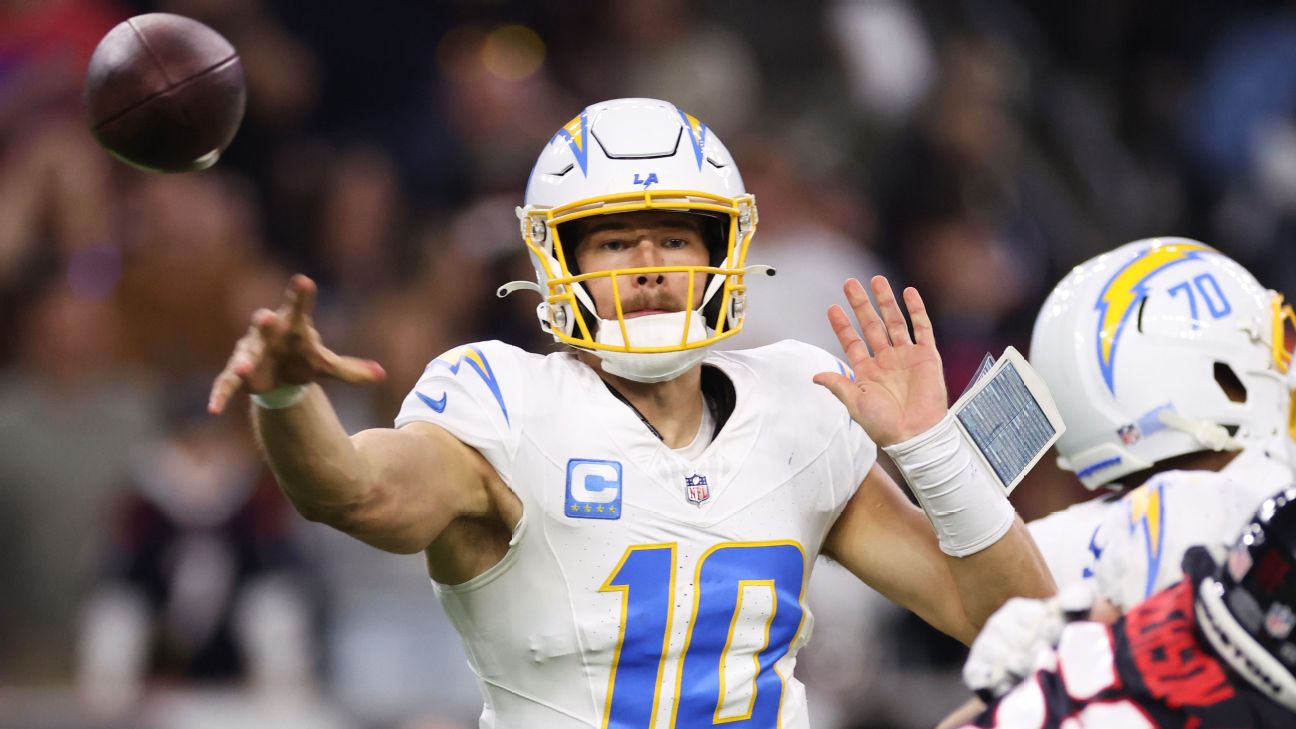 2025 NFL MVP Race: Top Contenders, Sleeper Picks, and Betting Insights