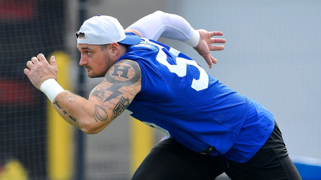 Navigating Suspensions: How Michael Hoecht and Larry Ogunjobi are Preparing for the 2025 NFL Season