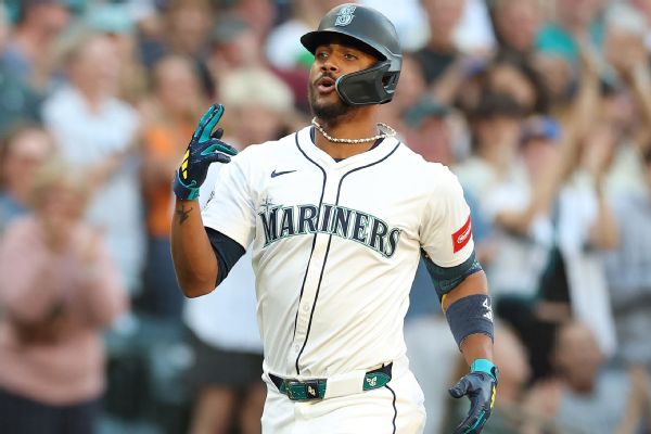 Mariners' Julio Rodriguez expected to return on Saturday
