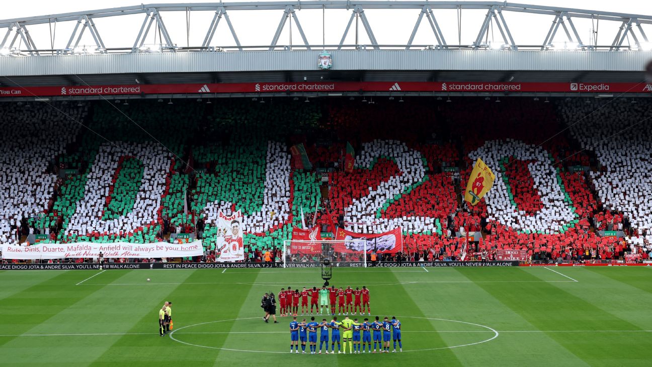 Liverpool pay 'powerful' tribute to Jota at Premier League opener - ESPN