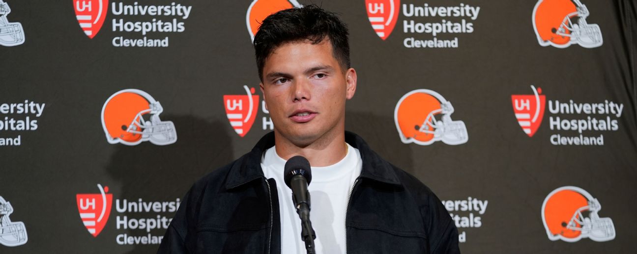 Dillon Gabriel: 'Entertainers' remark not about Shedeur Sanders - ESPN