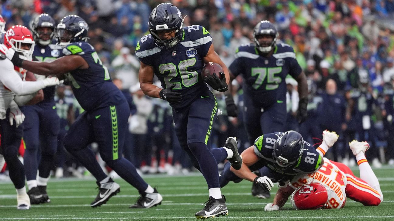Zach Charbonnet vs. Kenneth Walker III: The Battle for Seahawks' Backfield Dominance