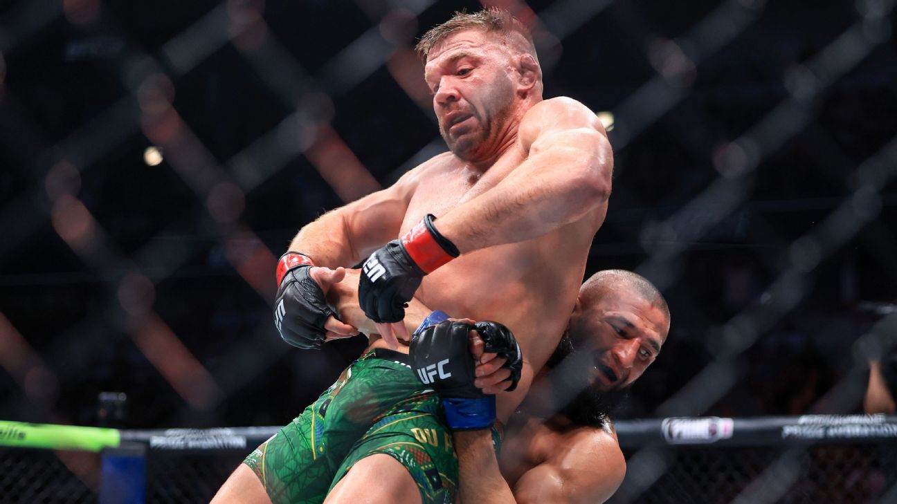 Khamzat Chimaev's Dominance: A Statistical Breakdown of His UFC Middleweight Championship Victory