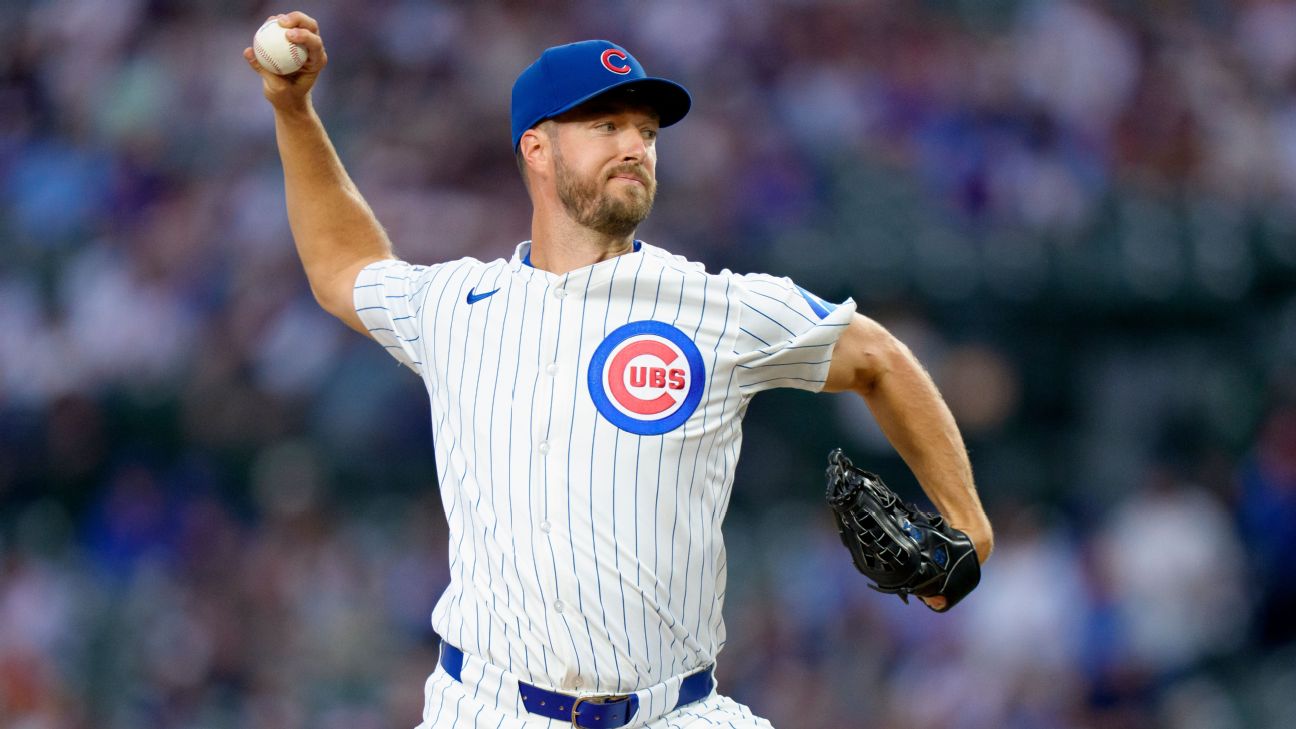 Cubs' Double Play Scores Free Mozzarella Sticks for Fans in Iowa Bar