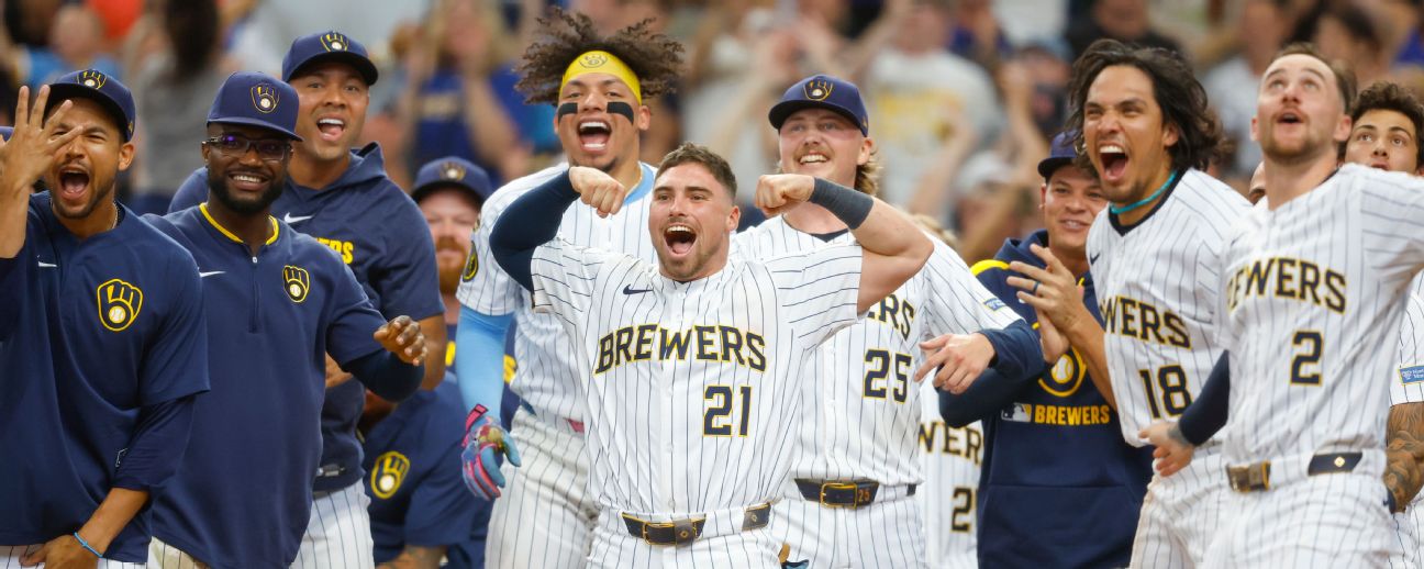 Milwaukee Brewers set franchise record with 14th straight win