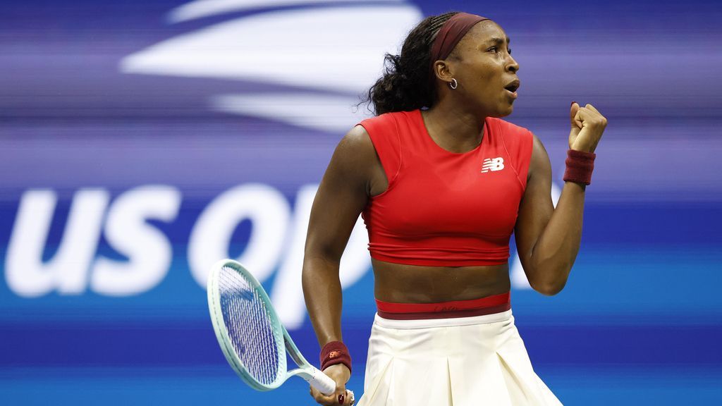 <a href="https://www.espn.com/tennis/story/_/id/46084283/gauff-struggles-new-serve-holds-win-us-open" target="_blank">Gauff struggles with new serve, holds on for win</a>