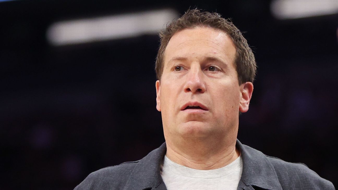 <a href="https://www.espn.com/nba/story/_/id/46091616/suns-ishbia-sued-minority-owners-seeking-records-access" target="_blank">Suns sued by minority owners over records access</a>
